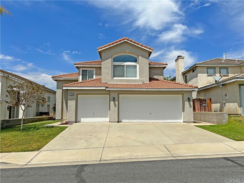 Property Photo:  31240 Slate Street  CA 92359 