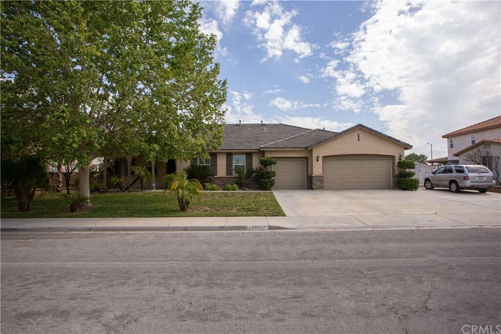 Property Photo:  28917 Lexington Way  CA 92555 