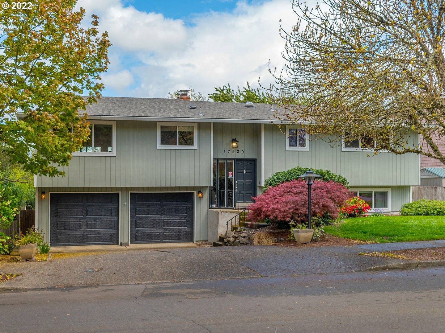 Property Photo: 17520 SW Cheyenne Way OR 97062