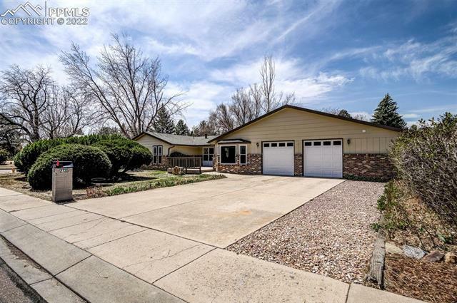 Property Photo:  2735 Westwood Boulevard  CO 80918 