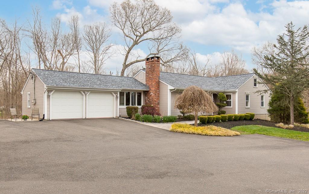 Property Photo:  939 Baldwin Road  CT 06525 