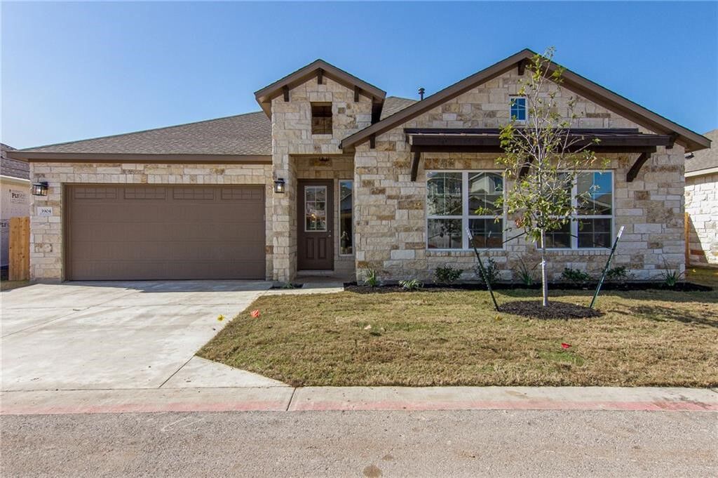 Property Photo:  3904 Tavarez Street  TX 78681 