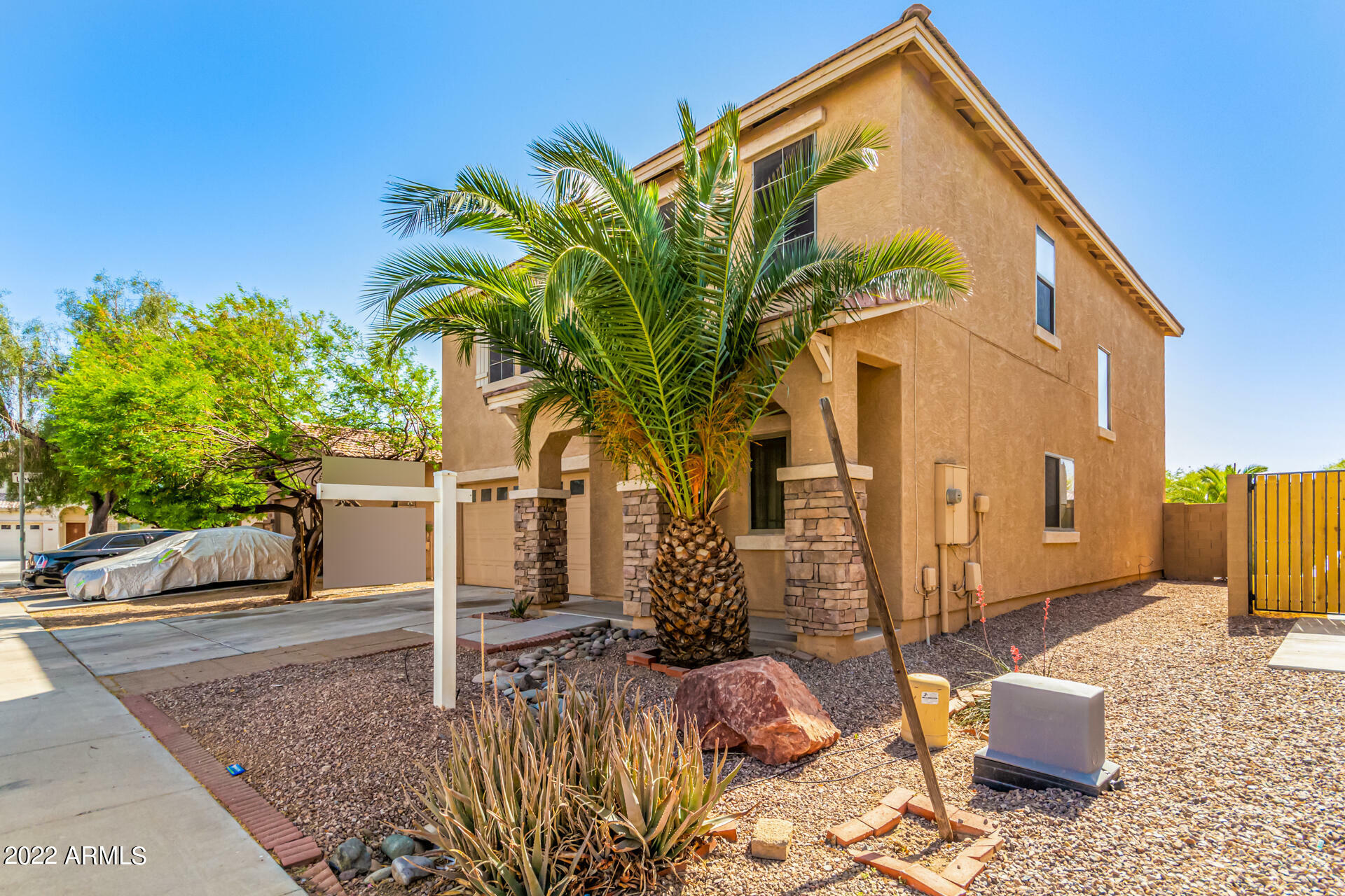 Property Photo:  2208 N 91st Glen  AZ 85037 