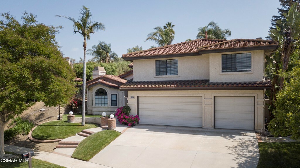 Property Photo:  330 Golden Bear Court  CA 93065 