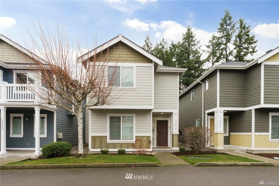 Property Photo: 14862 36th Avenue Ct E 15 WA 98446
