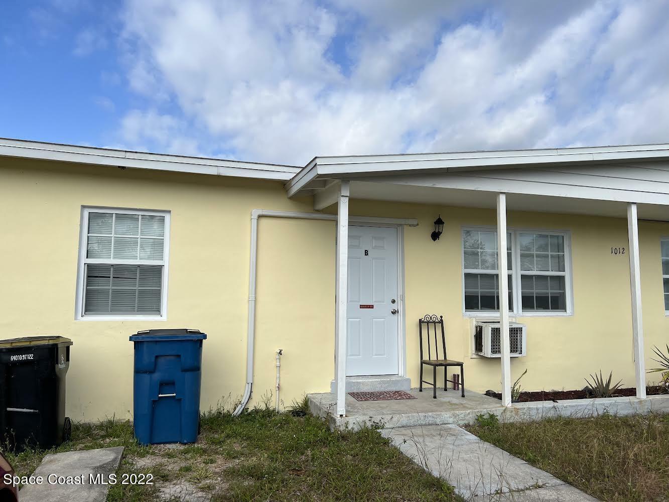 Property Photo:  1012 Bacon Circle NE  FL 32905 