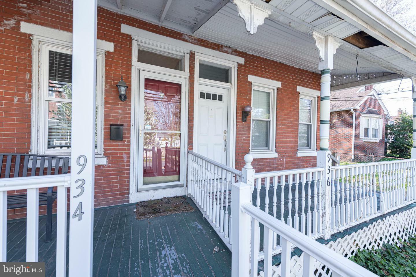 Property Photo:  934 W Bridge Street  PA 19460 