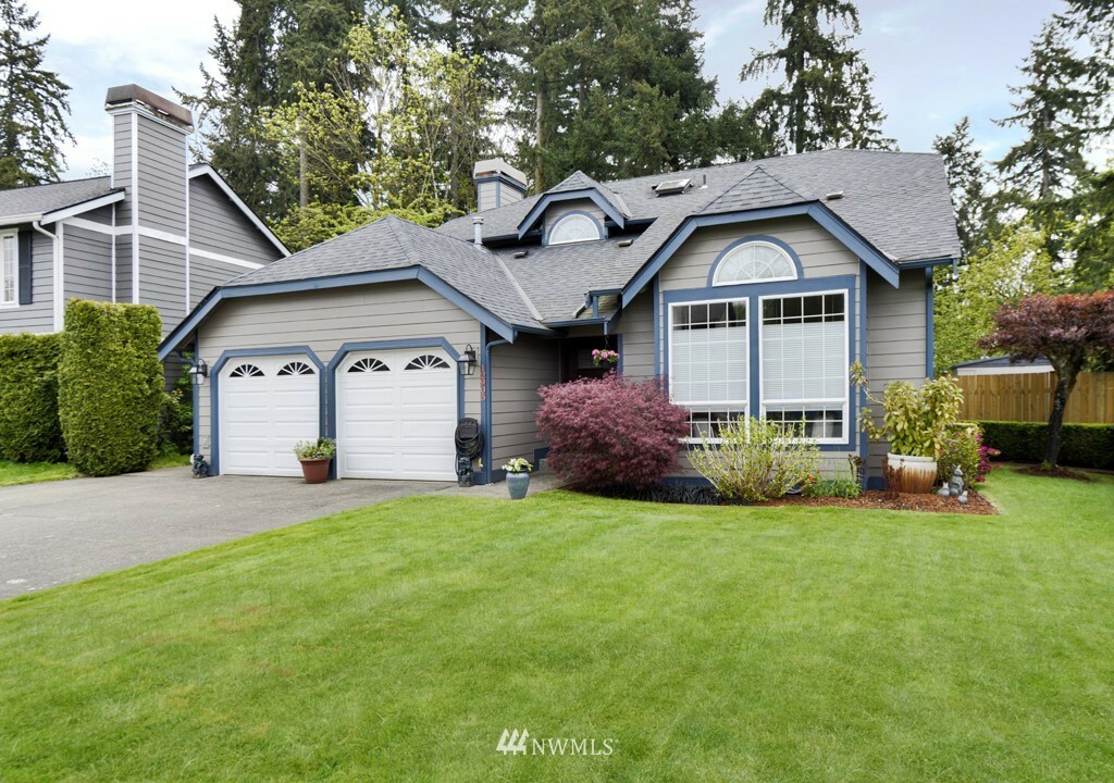 Property Photo: 12905 SE 318th Way WA 98092
