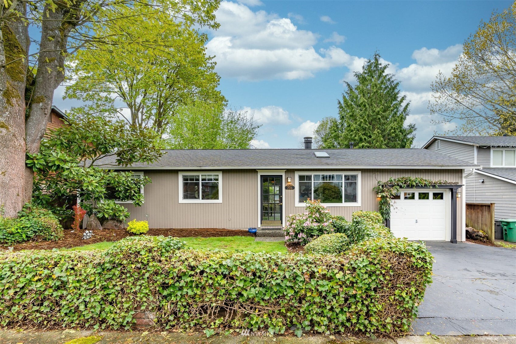 Property Photo: 706 204th Street SE WA 98012
