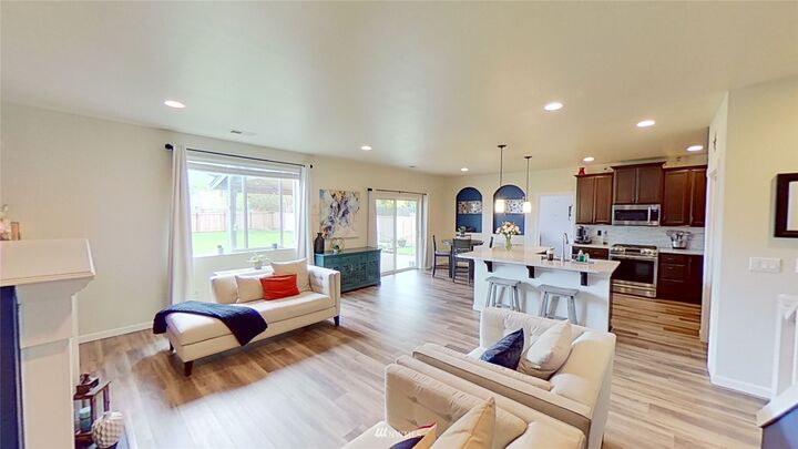 Property Photo:  6909  38th Avenue SE  WA 98503 