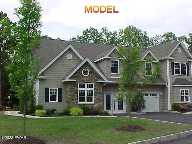 104 Macintosh Way  Matamoras PA 18336 photo