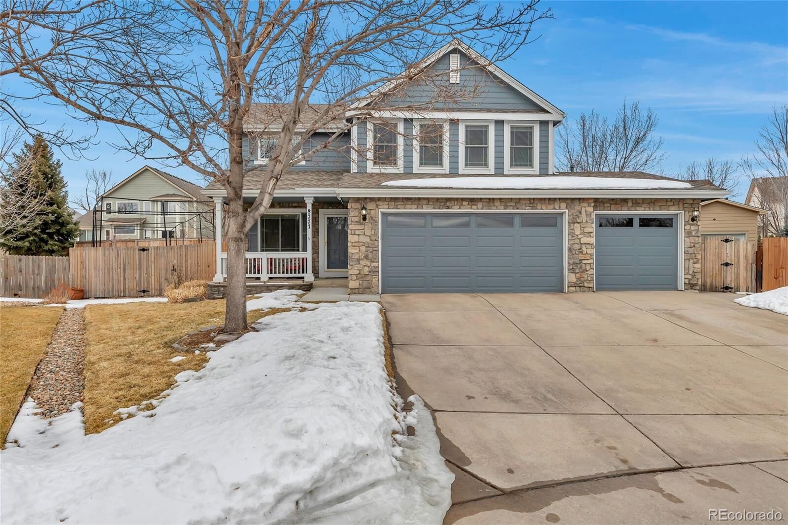 Property Photo: 8777 S Dover Court CO 80128