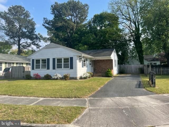 Property Photo: 824 Springfield Circle MD 21804