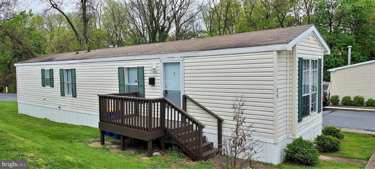 Property Photo:  26 Arrow Road  PA 17109 