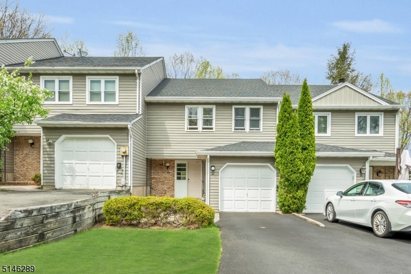 Property Photo: 10 Stockton Ct NJ 07950