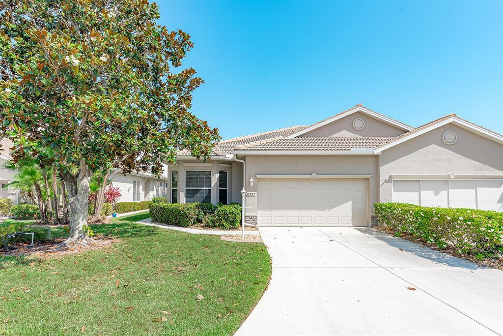 Property Photo:  8357 Sago Court  FL 34224 