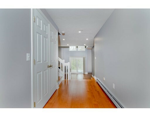 Property Photo:  404 Ridgefield Cir A  MA 01510 