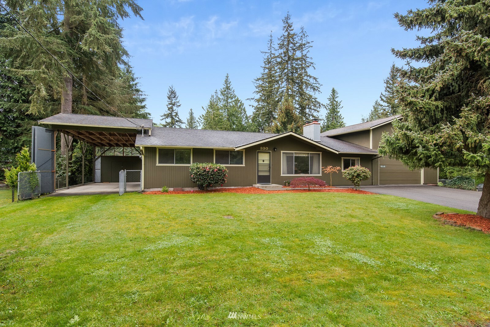 Property Photo: 330 119th Street SE WA 98208