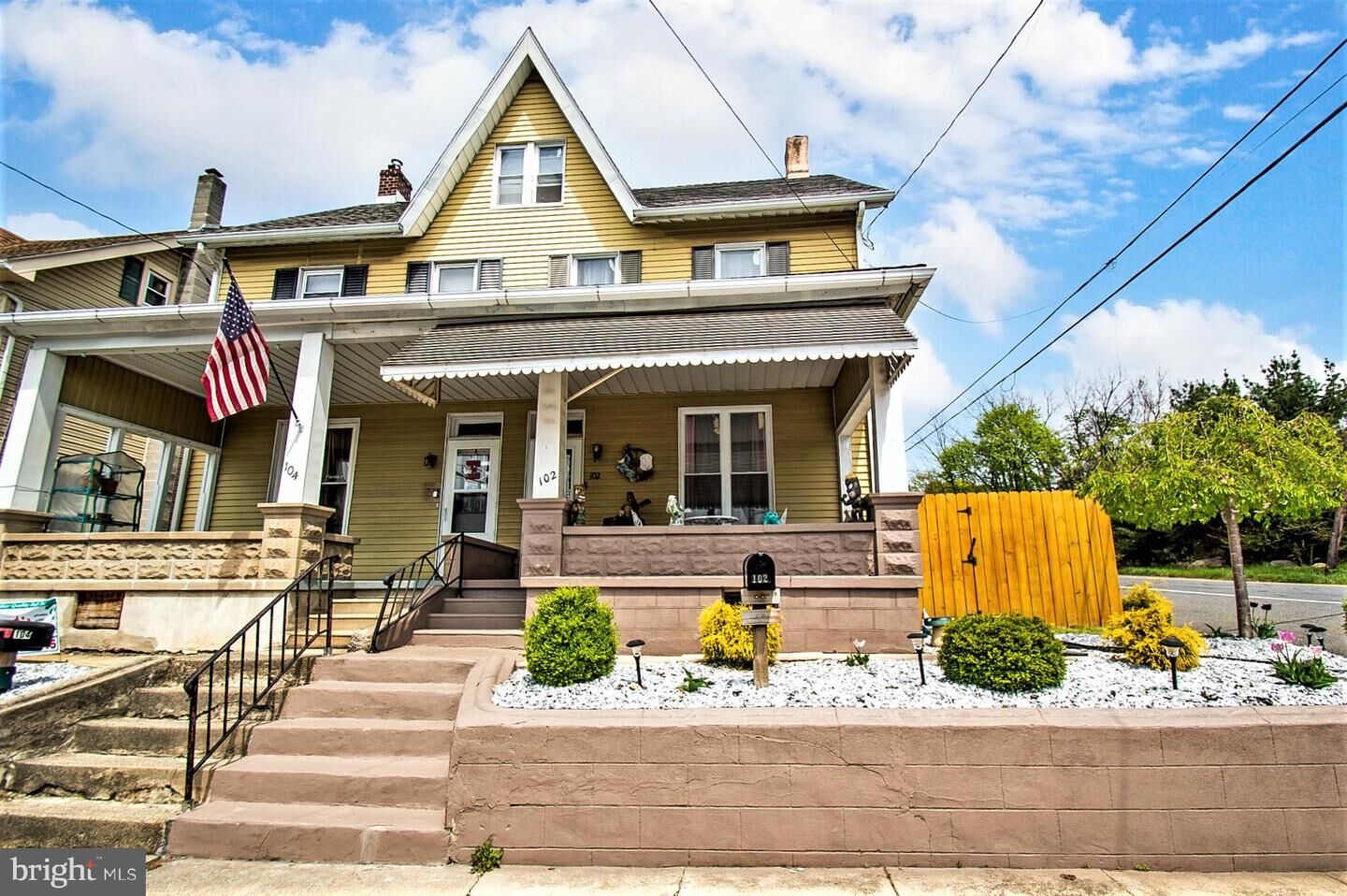 Property Photo:  102 Chestnut Street  PA 18080 