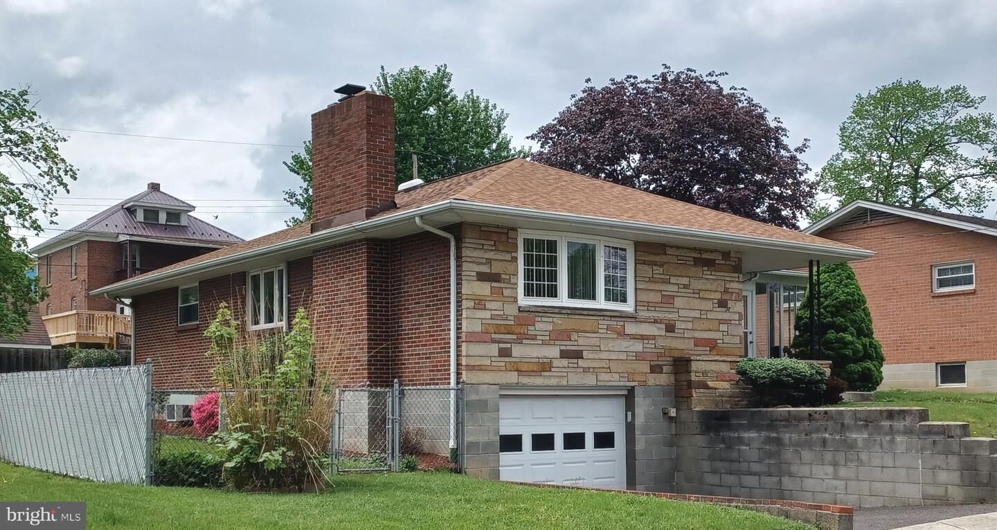 Property Photo: 19 Long Drive MD 21502