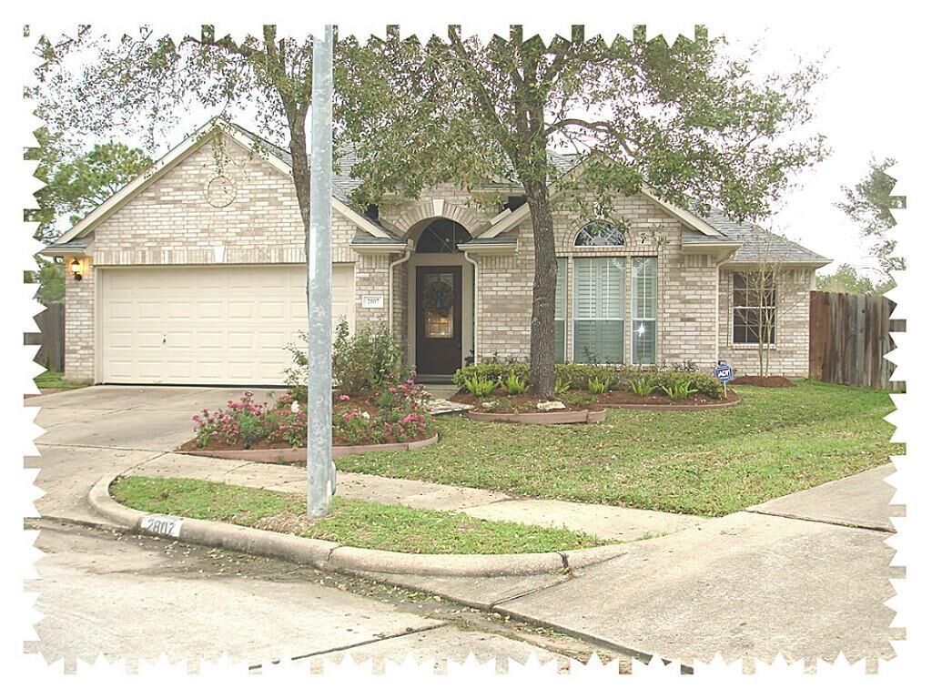 Property Photo:  2807 Lariat Canyon Court  TX 77450 