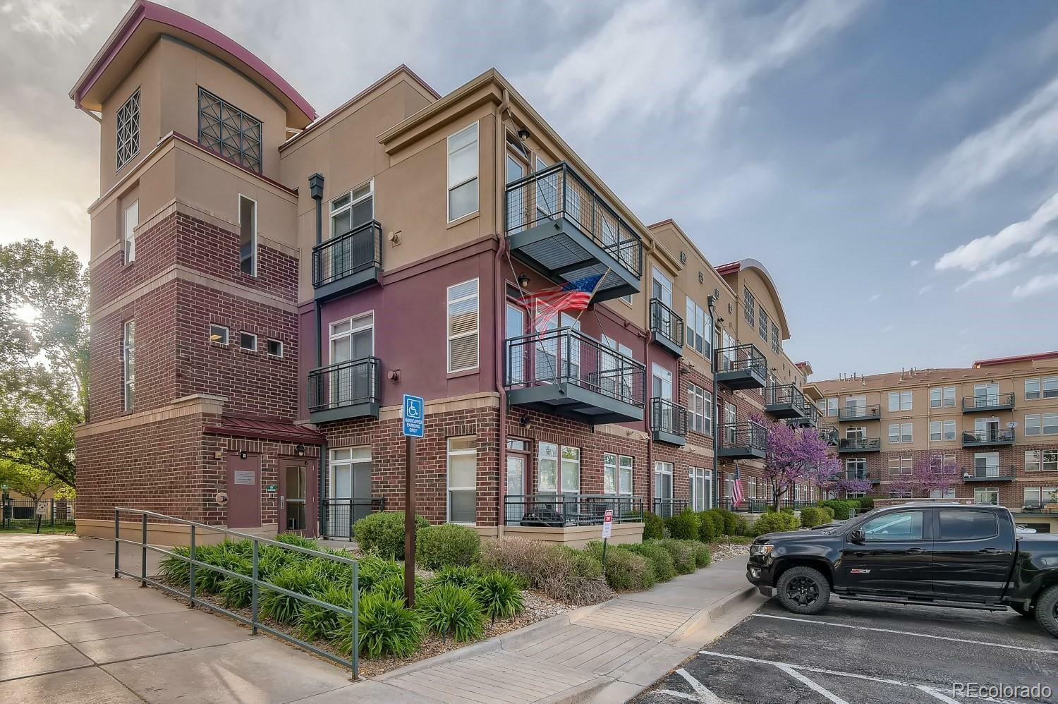 Property Photo: 10176 Park Meadows Drive 2305 CO 80124