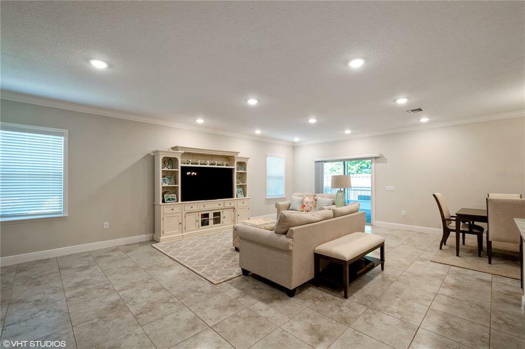 Property Photo:  4089 NW 26th Terrace  FL 32605 