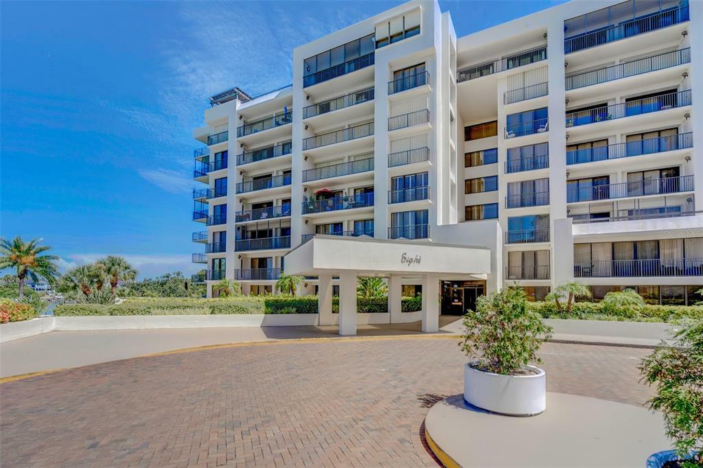 Property Photo: 8 Belleview Boulevard 208 FL 33756