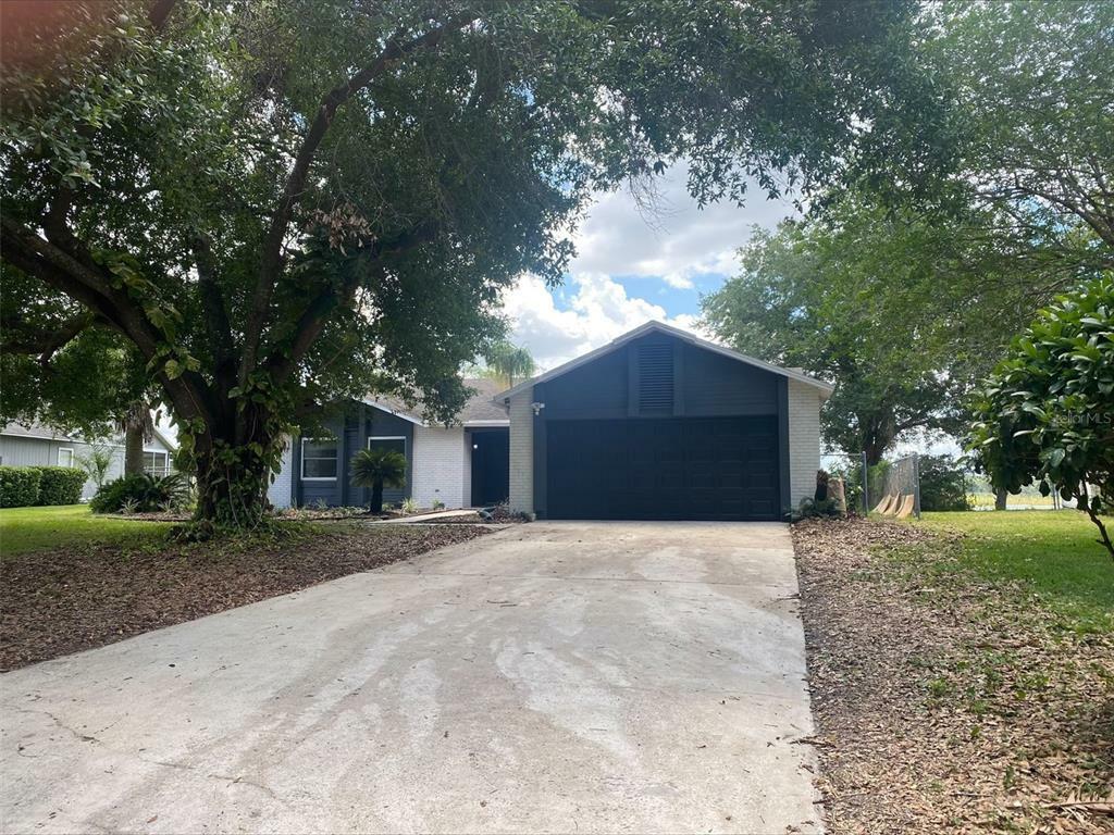 Property Photo: 1618 Ison Lane FL 34761