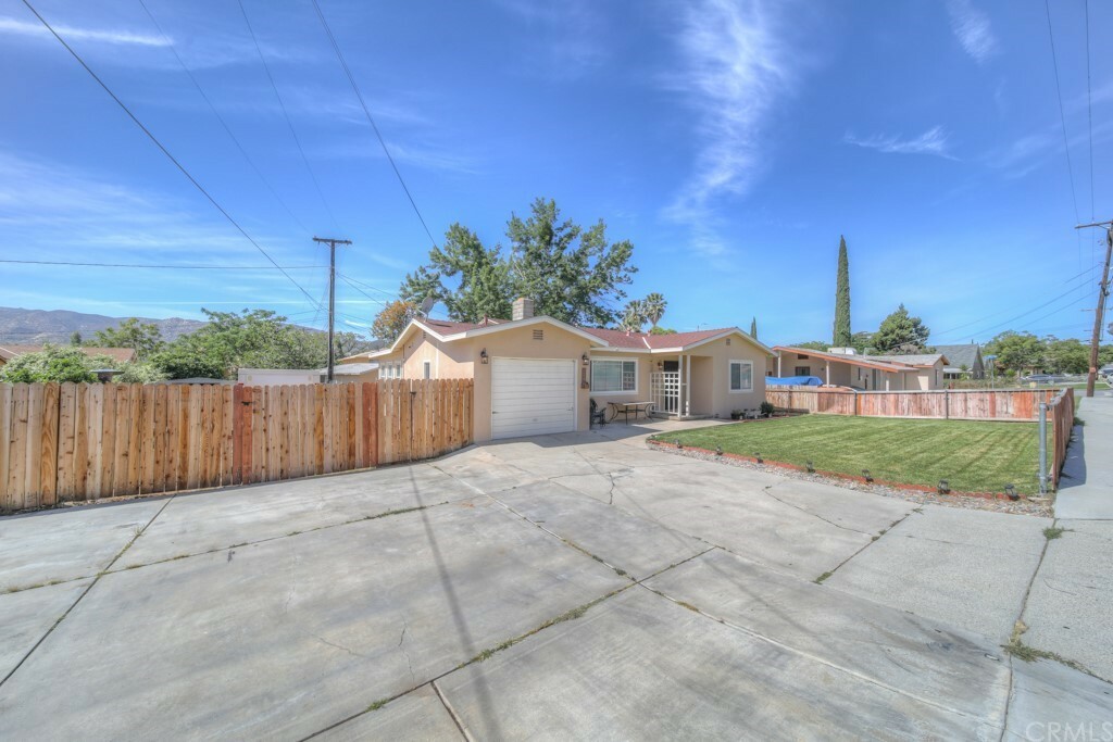 Property Photo:  474 W. George  CA 92220 