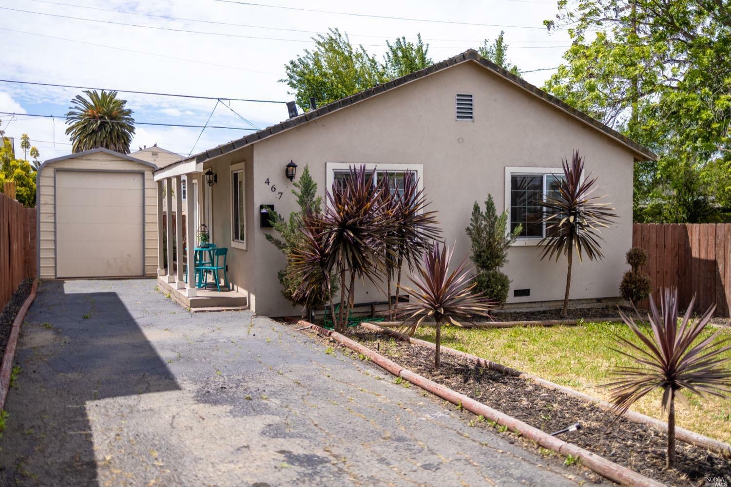 Property Photo:  467 Wallace Avenue  CA 94590 