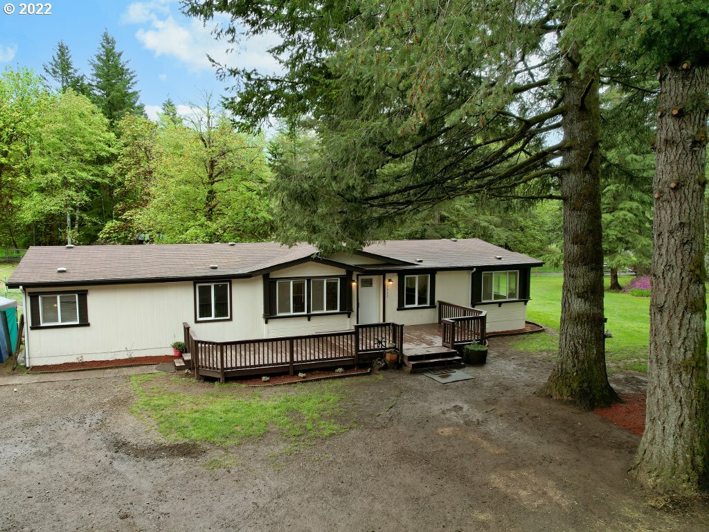 Property Photo:  2922 Skye Rd  WA 98671 