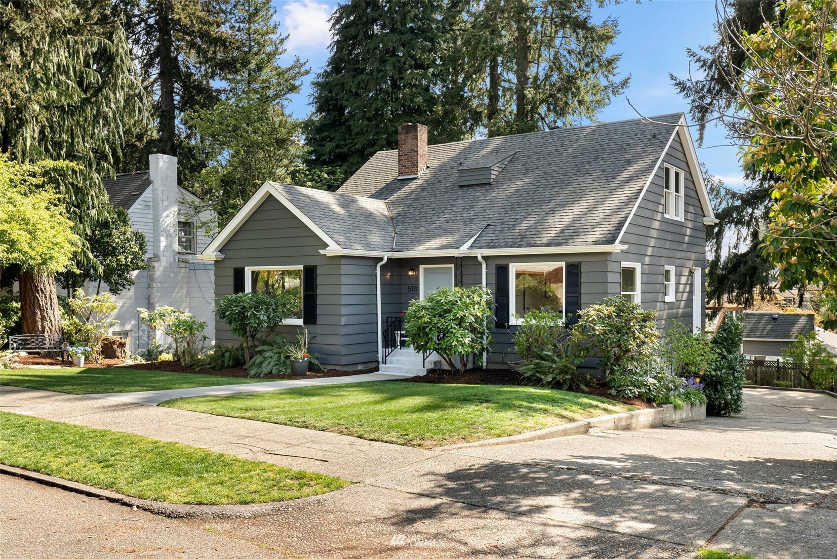 Property Photo:  510 Farallone Avenue  WA 98466 