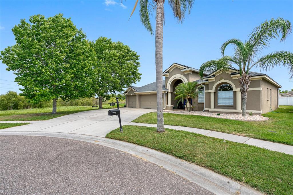 Property Photo:  1934 Pink Guara Court  FL 34655 