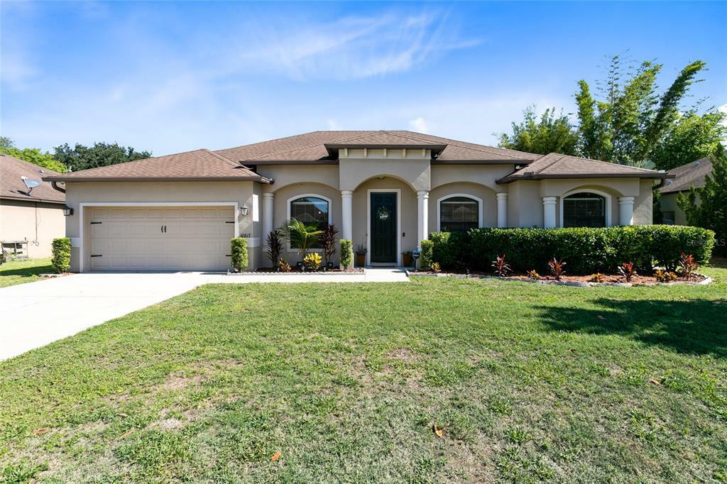 Property Photo:  10817 Wyandotte Drive  FL 34711 