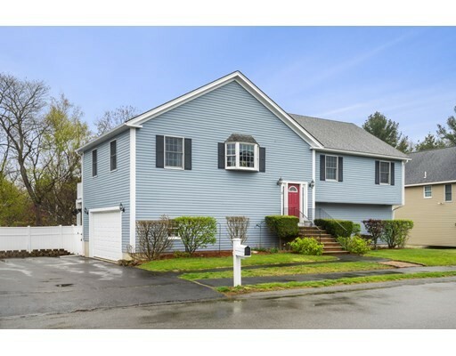 Property Photo: 5 Birch Pond Dr MA 01906