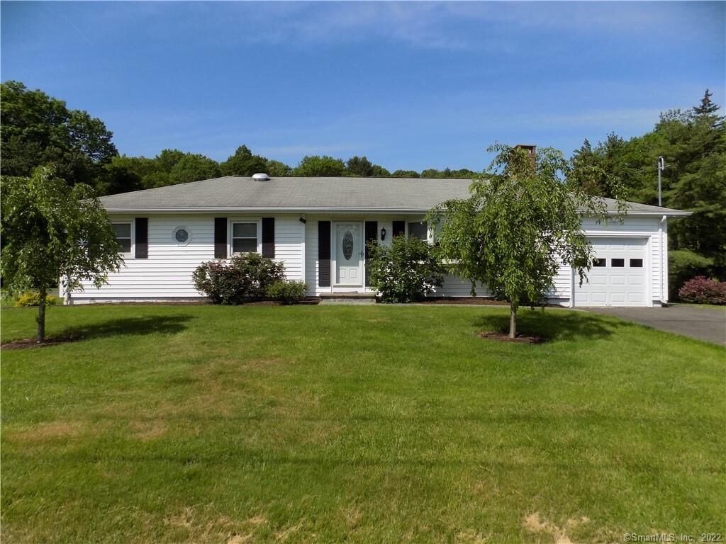 Property Photo:  13 Dana Road  CT 06811 