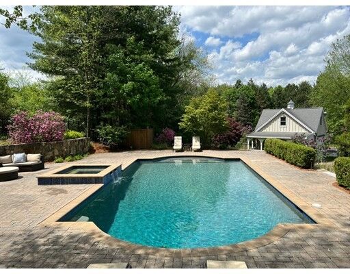 Property Photo:  15 Woodridge Rd  MA 01778 