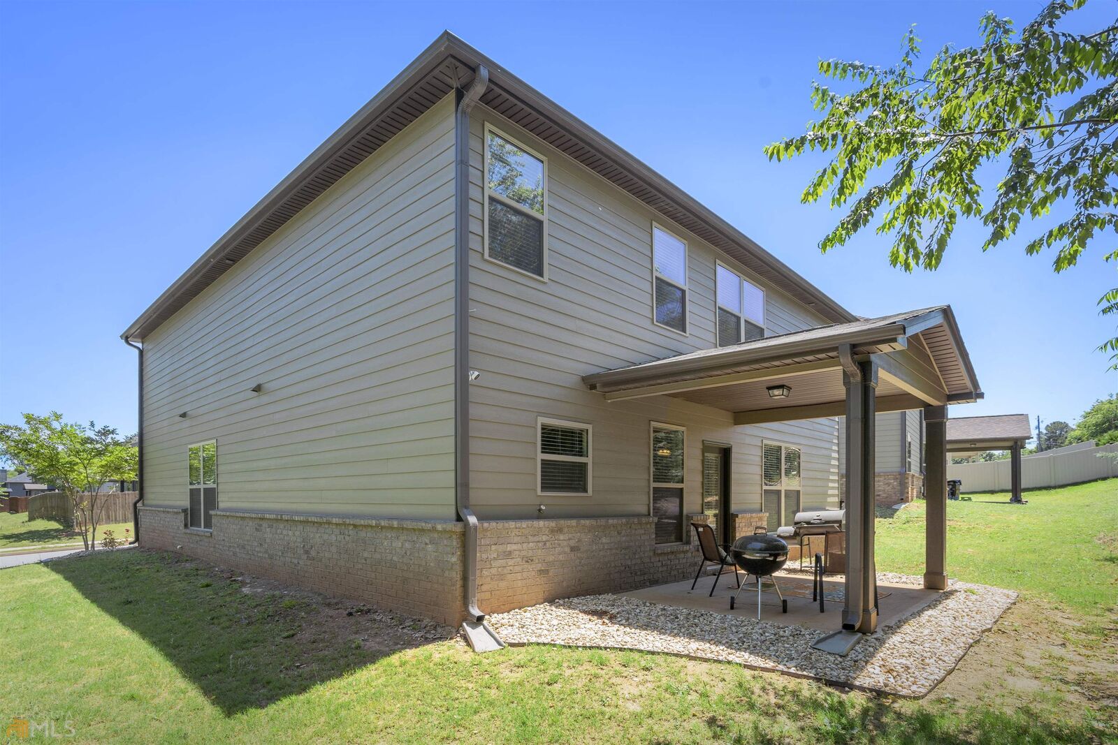 Property Photo:  121 Escalade Drive  GA 30253 