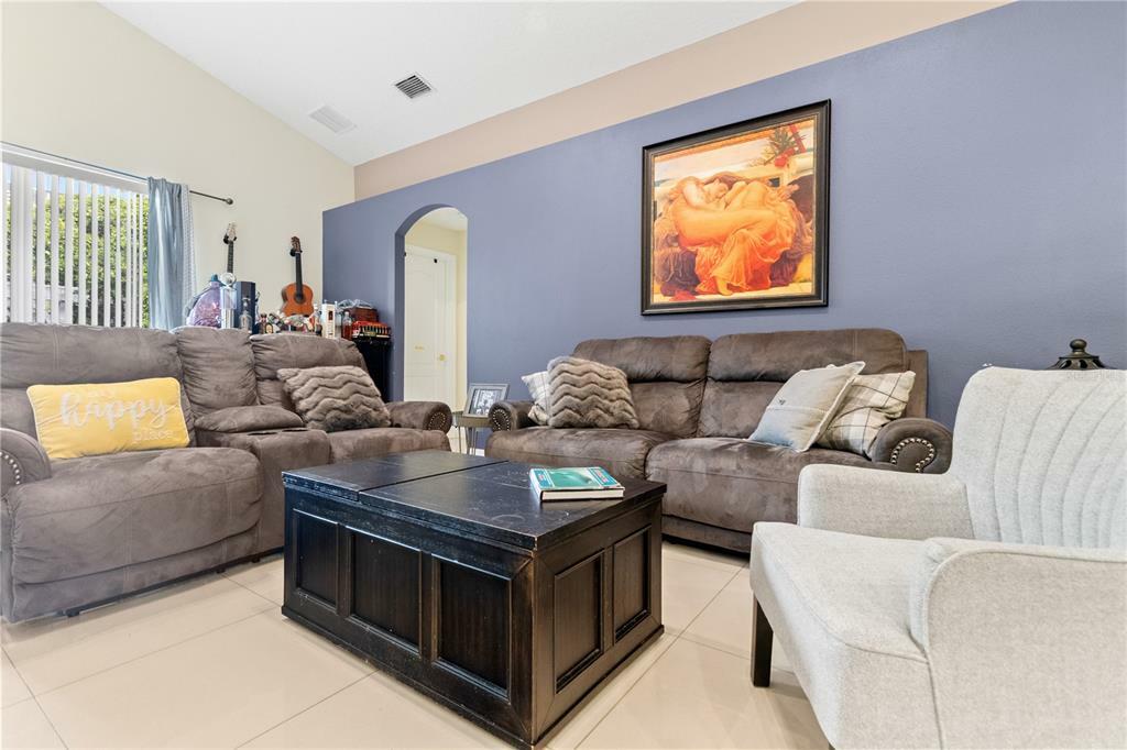 Property Photo:  2902 Prairie Iris Drive  FL 34638 