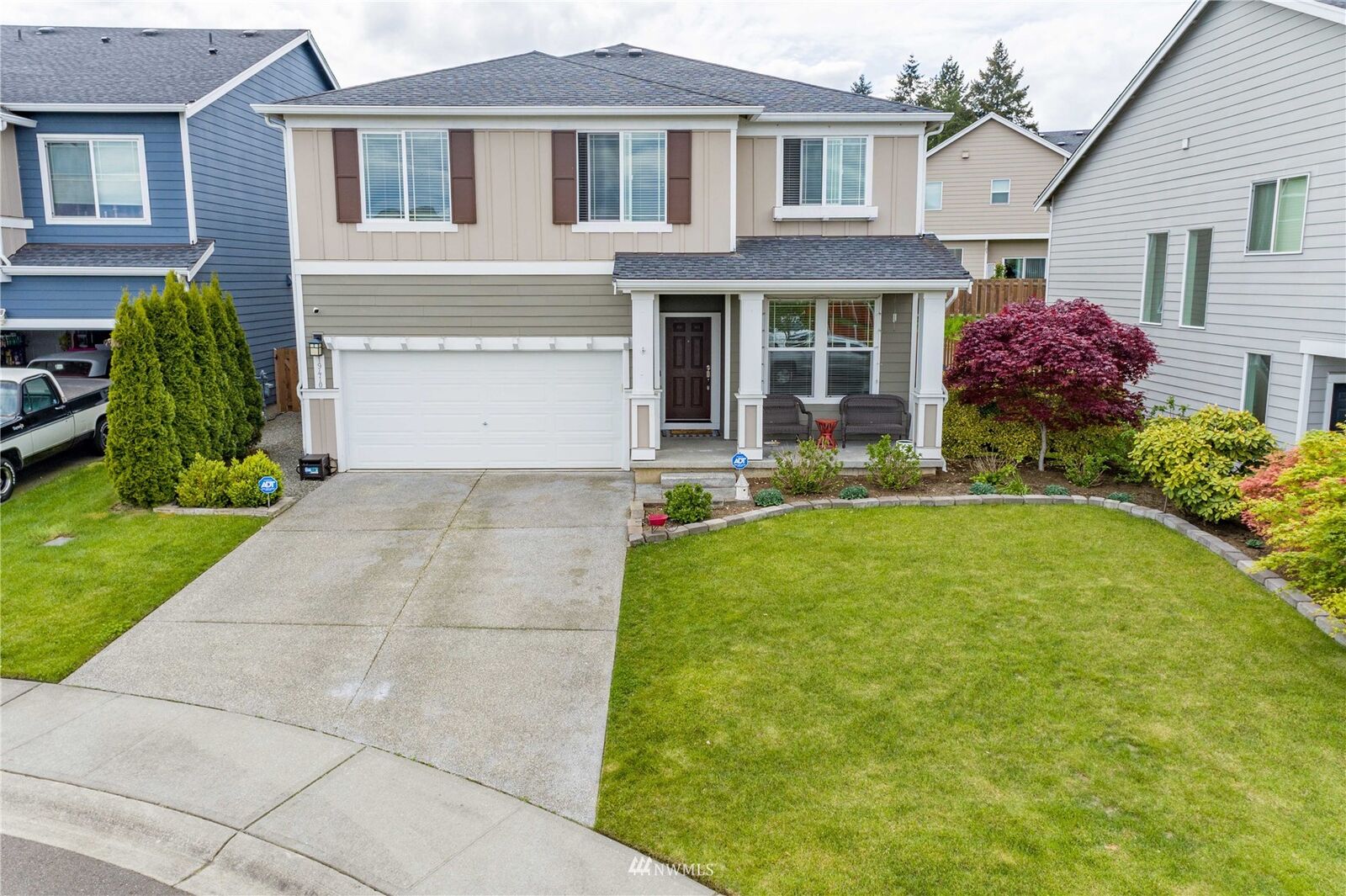 Property Photo: 19410 19th Avenue E WA 98387