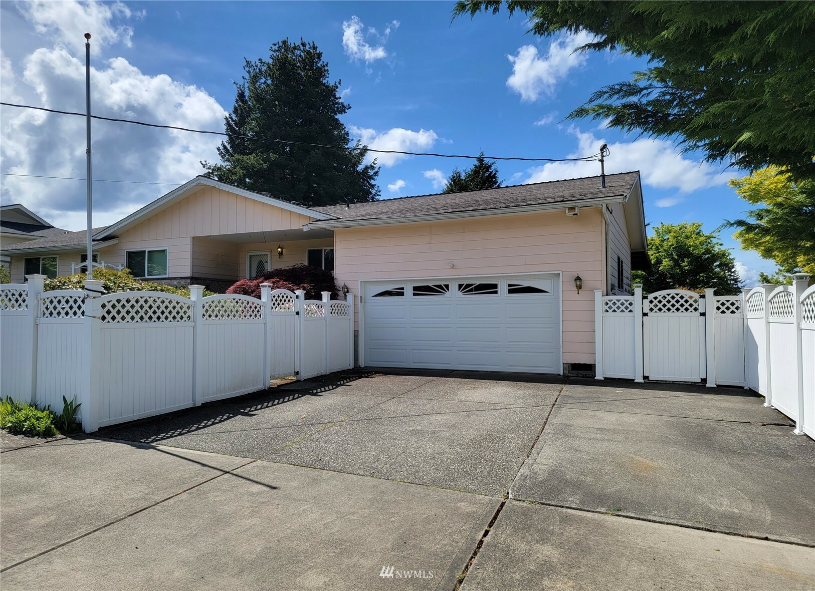 Property Photo:  1790 N Narrows Drive  WA 98406 