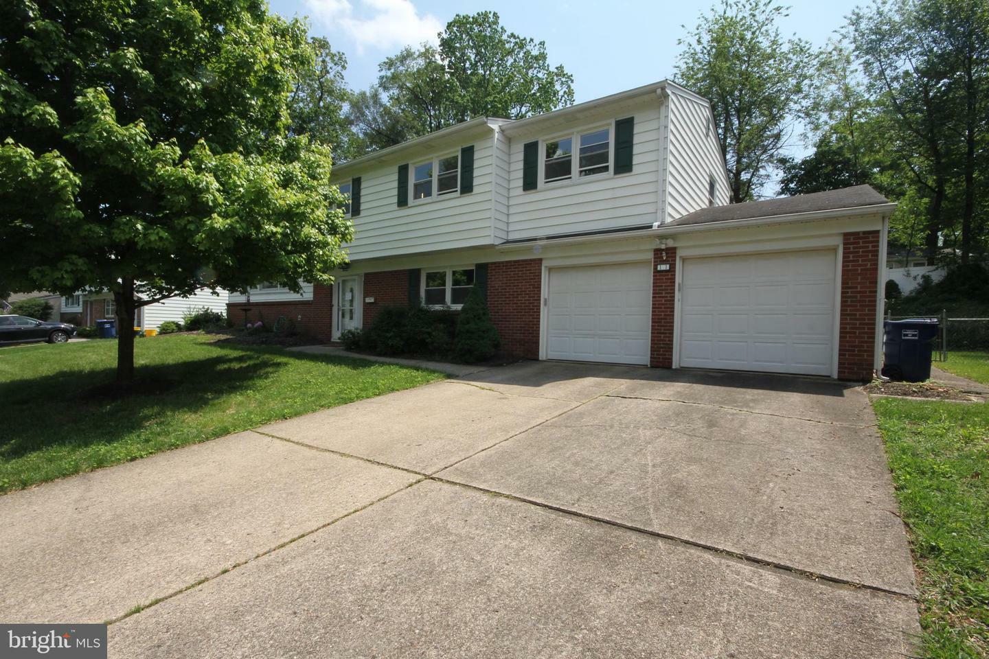 Property Photo: 11 Clementon Way NJ 08648