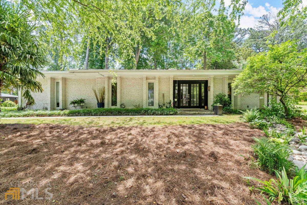 Property Photo: 2953 Braithwood Court NE GA 30345