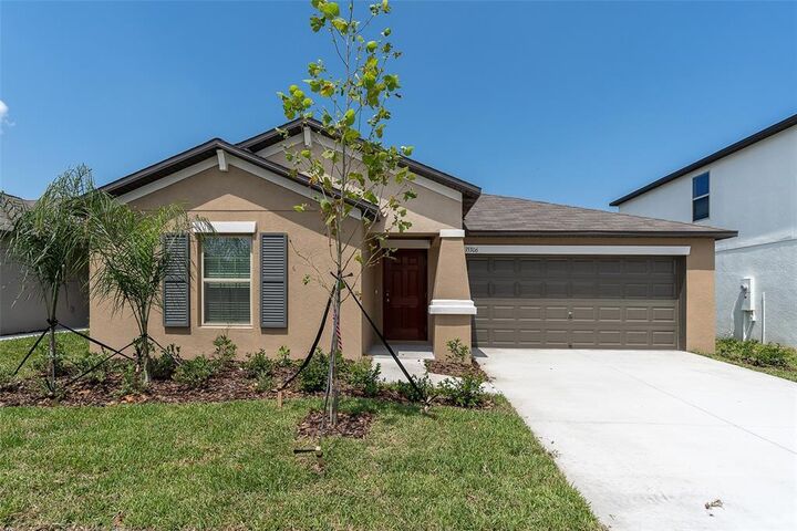 Property Photo:  15306 Miller Creek Drive  FL 33573 