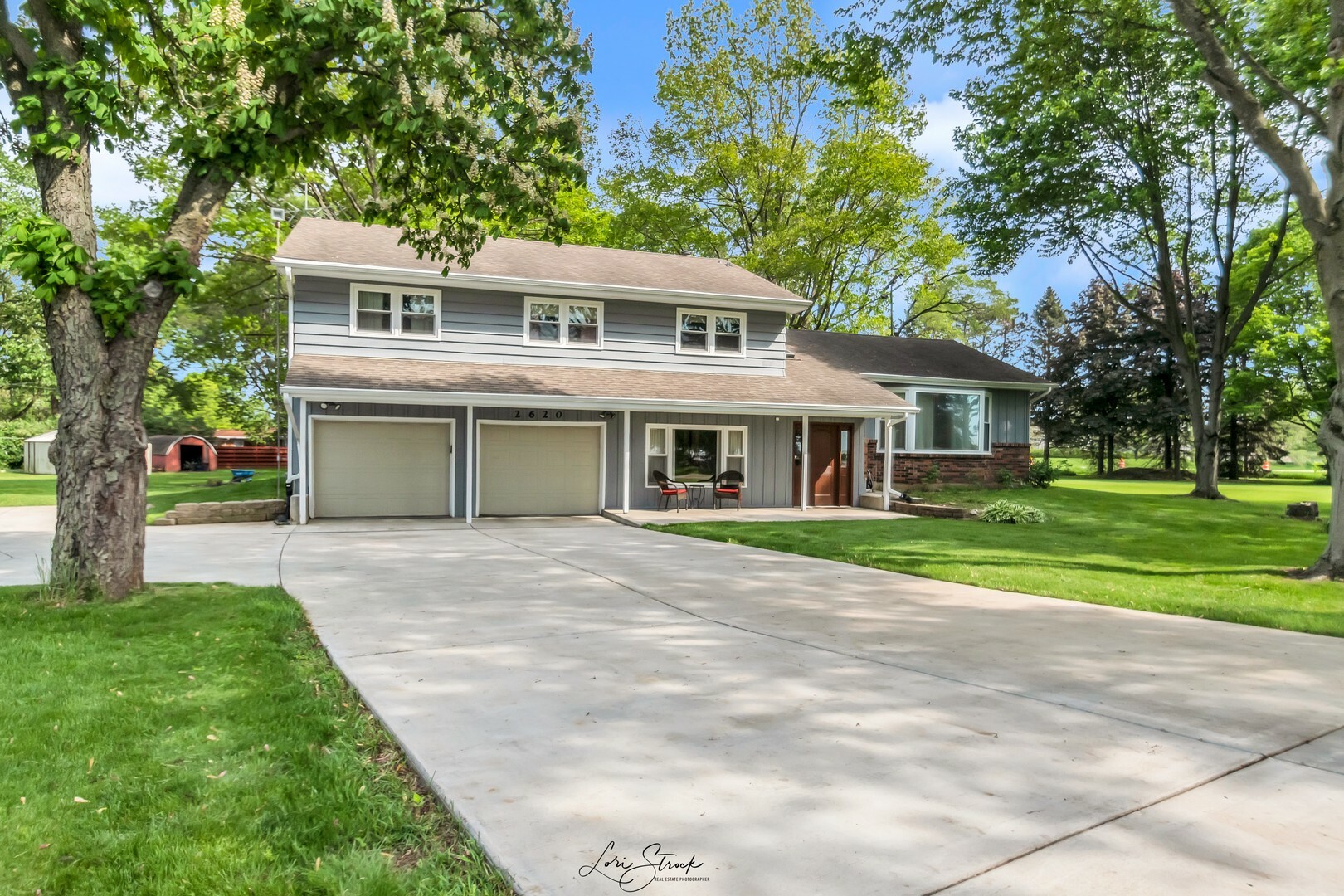 Property Photo: 9S945 Lyndale Road IL 60506