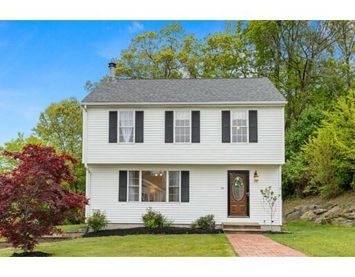 Property Photo: 34 Sarah Dr MA 01607