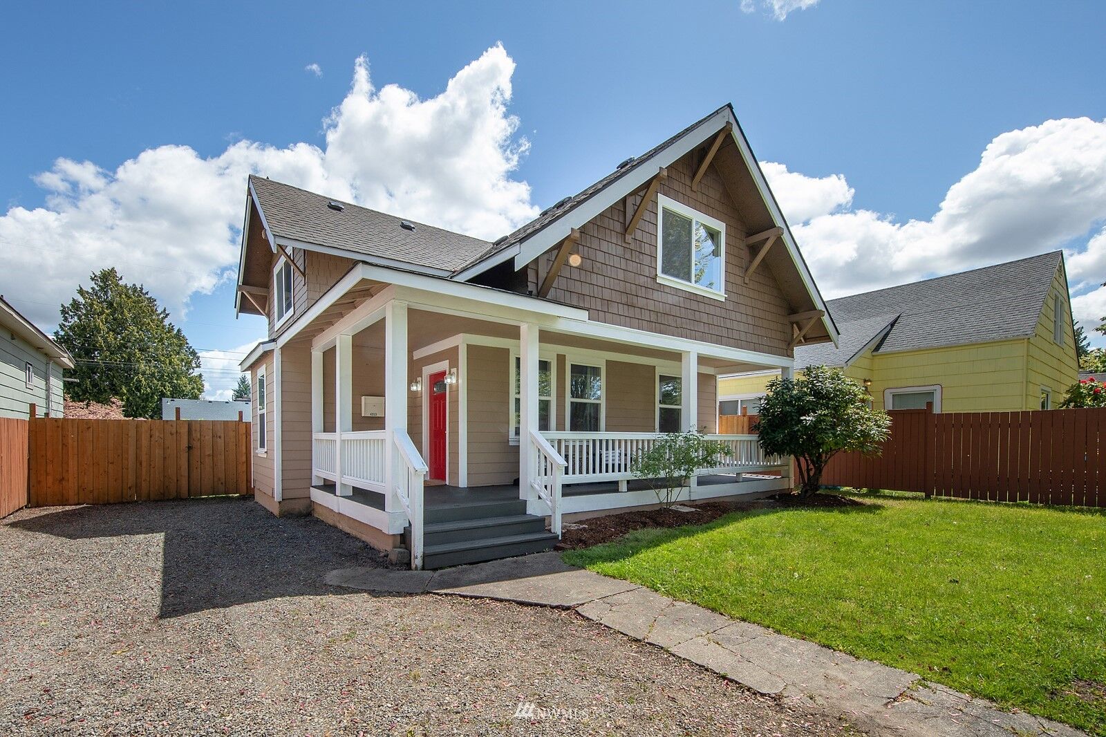 Property Photo: 4313 S Park Avenue WA 98418