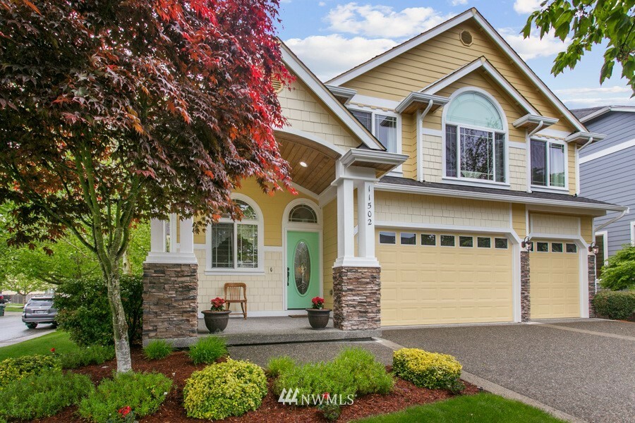 Property Photo: 11502 179th Avenue Ct E WA 98391