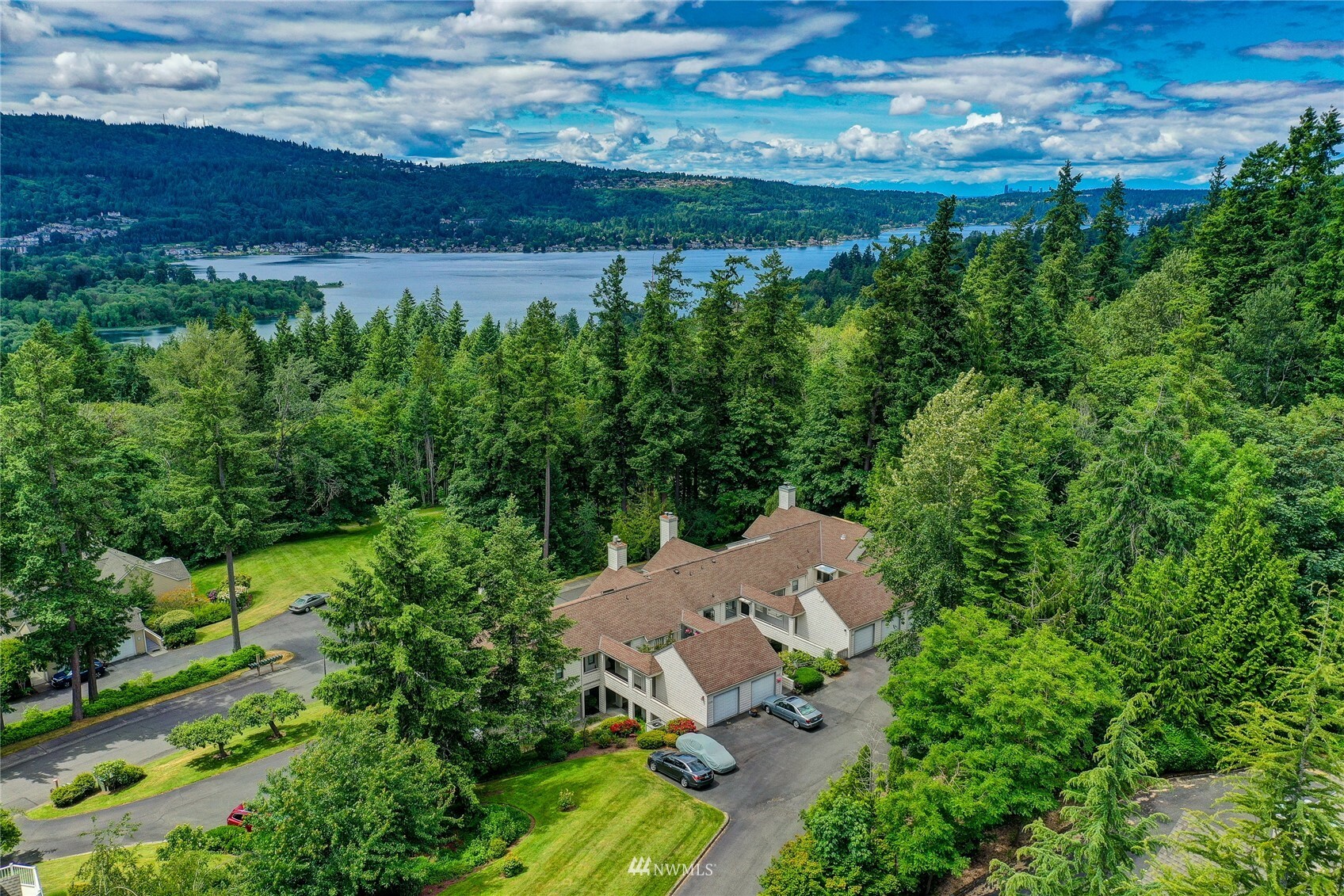 Property Photo: 4201 221st Place SE WA 98029